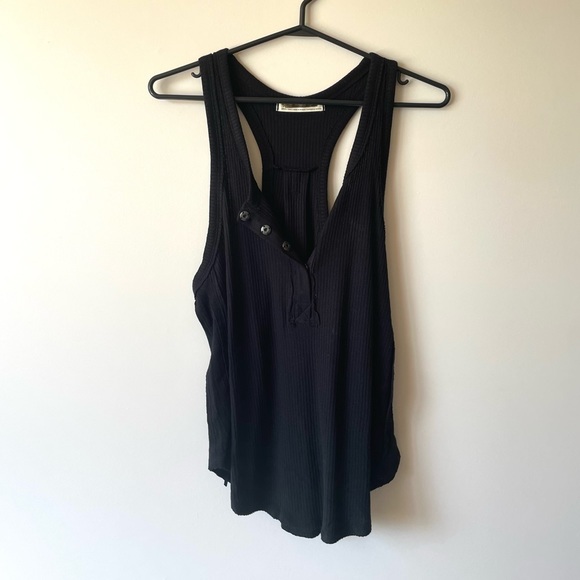 Free People Tops - FREE PEOPLE / KNIT BLACK TANK TOP